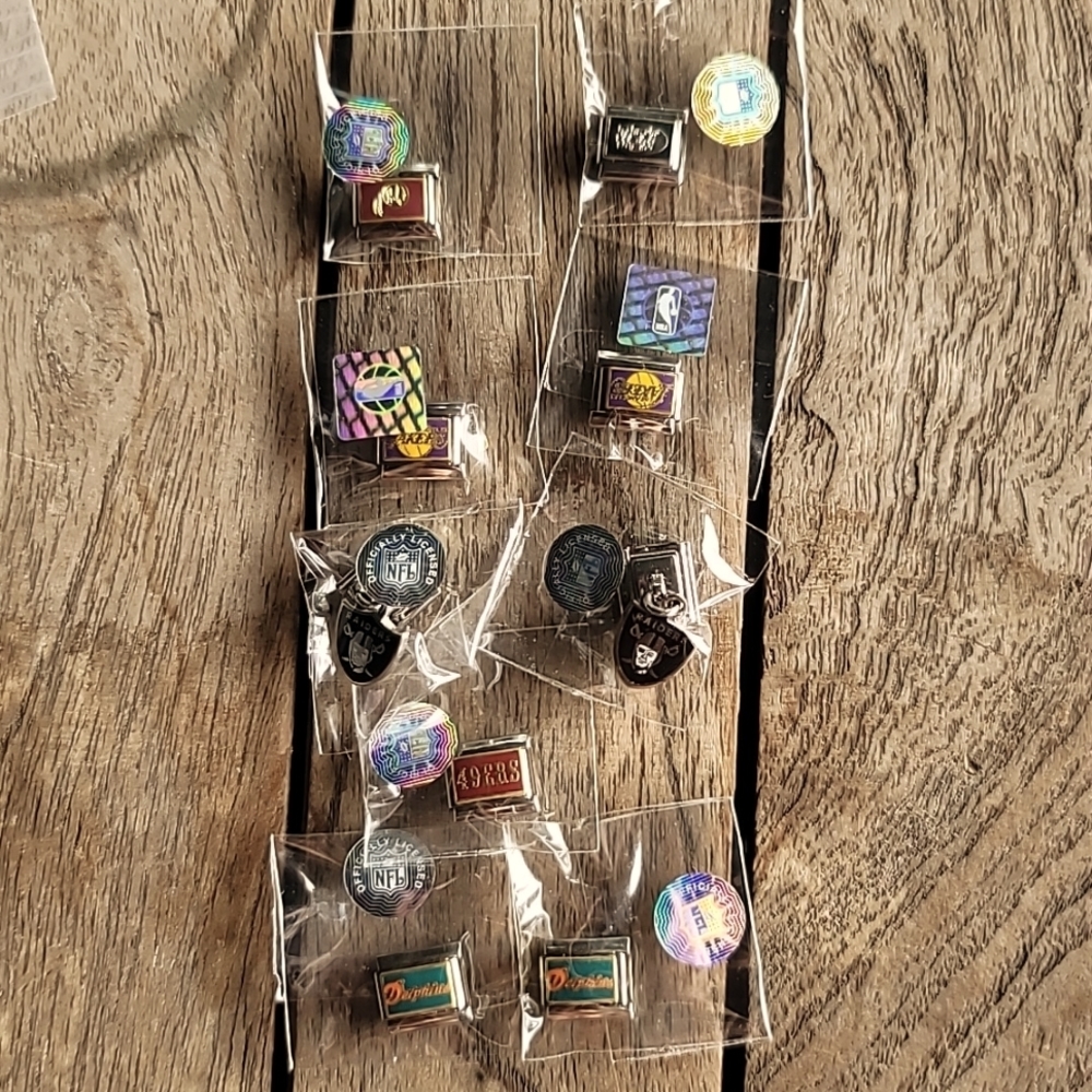 Lot of 9 official NFL Italian bracelet charms